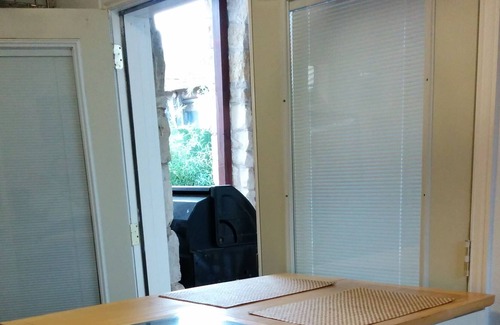Lower Greenville Apartment | Cozy, relaxed comfort in convenient and quiet Dallas neighborhood.