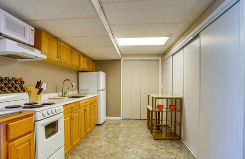 Reno Apartment | Cozy Reno Vacation Rental ~ 9 Mi to Mt Rose!