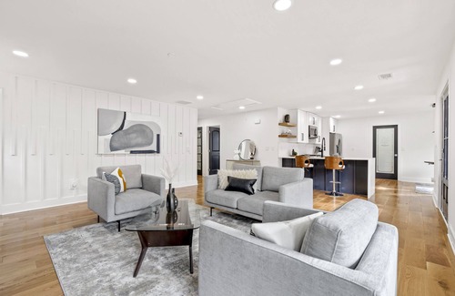 College Park House | Cozy retreat located min from airport & downtown Atl