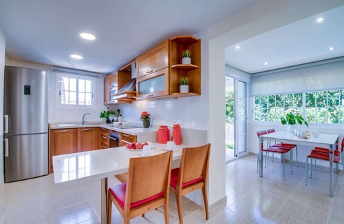 es Bacares House | Cozy Retreat Near Es Barcares