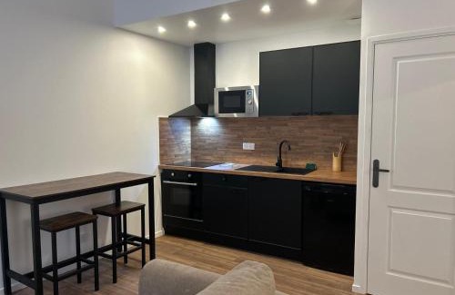 Faubourg Apartment | Cozy room apartment Nîmes Centre Coupole Arènes