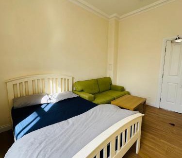 City Centre Glasgow House | Cozy Room In Sauchiehall Street