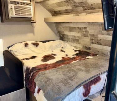 Clearlake Other | Cozy RV Farm Stay Near AHCL - Free WiFi & Coffee
