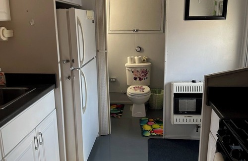 Dolan Springs House | Cozy RV in Pleasant Dolan Springs with WiFi AC coffee maker kitchen microwave