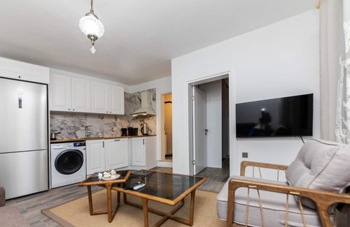 Bodrum City Center Apartment | Cozy Seaside Paradise 3 min to Beaches in Bodrum