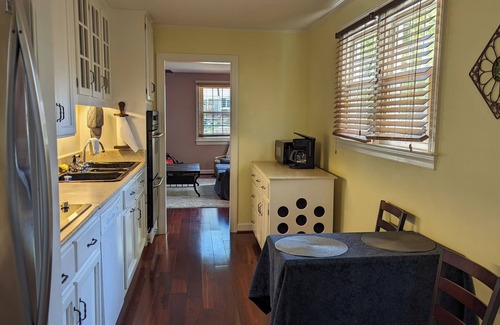 Southwest Raleigh House | Cozy set of suites near DTR, Farmers Market, Centennial Campus, NCSU