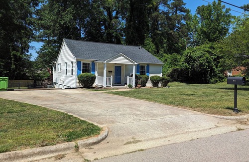 Southwest Raleigh House | Cozy set of suites near DTR, Farmers Market, Centennial Campus, NCSU