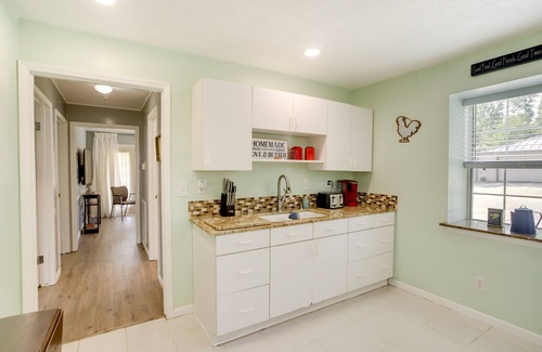 Shenandoah House | Cozy Shenandoah Home < 2 Mi to The Woodlands Mall!