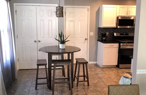 Church Street House | Cozy single-family home newly remodeled-10 mins from airport