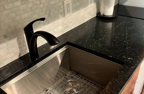 Carrabassett Valley Apartment | Cozy ski-in/ski-out condo on Sugarloaf Mountain