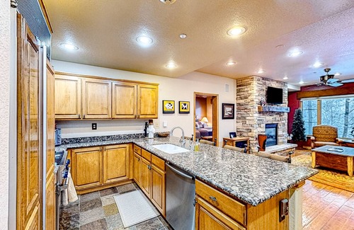 Edwards Condo | Cozy slope-side stay with excellent resort perks & scenic balcony with grill