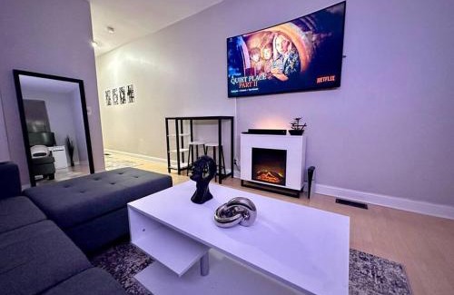 Soulard Apartment | Cozy Soulard Getaway