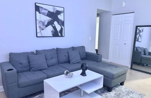 Soulard Apartment | Cozy Soulard Getaway