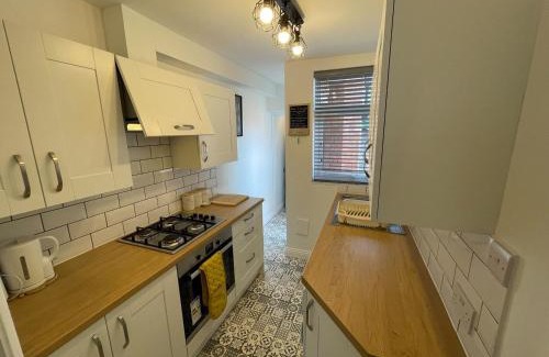 Coventry Apartment | Cozy, Spacious 2BD House in Historic Chapelfields