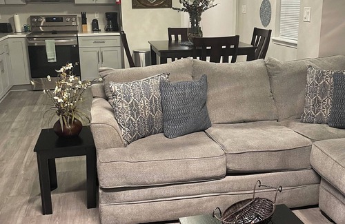 Saint Claude Villa | Cozy, Spacious + Modern 3/2 villa in Marigny. Located 5 min from EVERYTHING!!