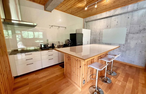 Akiruno House | Cozy spacious suite by the creek/Tateya vacation 60