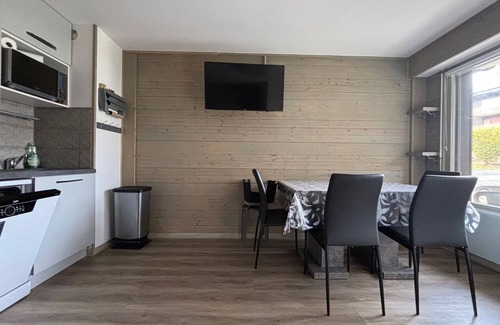 La Chapelle-d'Abondance Apartment | Cozy Studio Near Ski Slopes with Terrace, Parking, and Pet-Friendly!