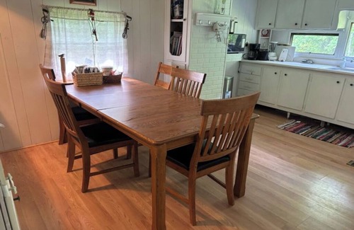 Chase Cabin | Cozy Stay for Rec and Hunting on 16 Wooded Acres in Lake County