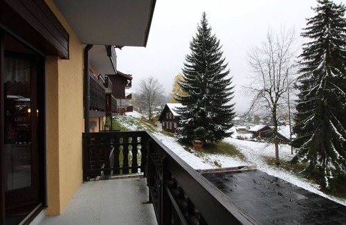 Les Carroz-d'Araches Apartment | Cozy Studio for 4 Near Ski Lifts with Mountain Views