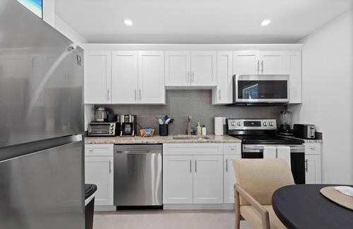 Sarasota Condo | Cozy studio 1/1, pool 4 min Siesta