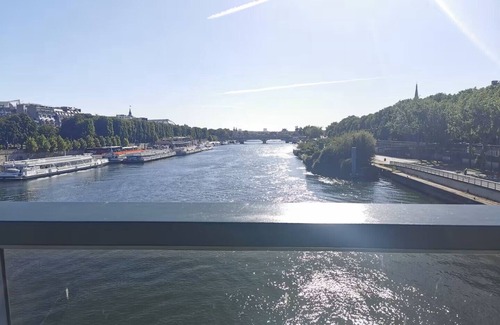 Quartier du Gros-Caillou Apartment | Cozy Studio 1-3P Eiffel Tower n Quai de Seine