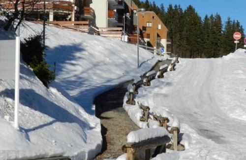 La Ferriere Apartment | Cozy studio 200m from slopes with equipped kitchen
