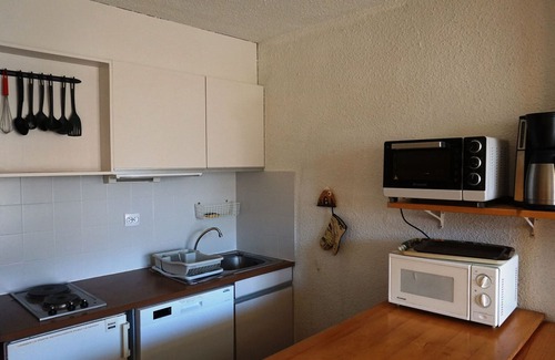Orcieres-Merlette Apartment | Cozy Studio 30m² with Balcony, Sleeps 5, Ski-in/Ski-out, Pet Friendly - Orcières Merlette