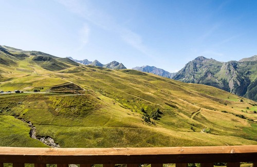 Peyragudes Apartment | Cozy studio 4 ppl, balcony, 400m from slopes, free shuttle, Spa included, Peyragudes