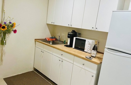 Arnold Cabin | Cozy studio cabin in Arnold California with WiFi, AC