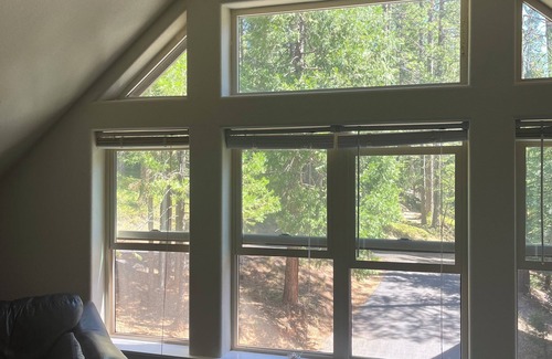 Arnold Cabin | Cozy studio cabin in Arnold California with WiFi, AC