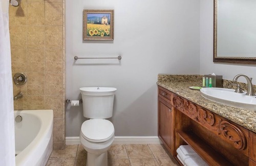 Napa Resort | Cozy studio condo at a winery resort in charming Napa Valley.