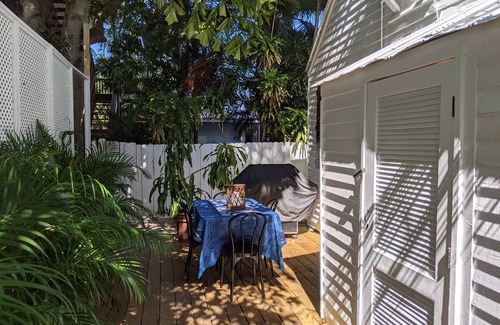 Historic Seaport Cottage | Cozy studio cottage in Old Town Key West