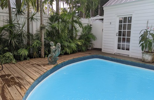 Historic Seaport Cottage | Cozy studio cottage in Old Town Key West
