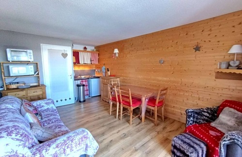 Pla d'Adet Apartment | Cozy studio for 4 with balcony in Saint-Lary-Soulan