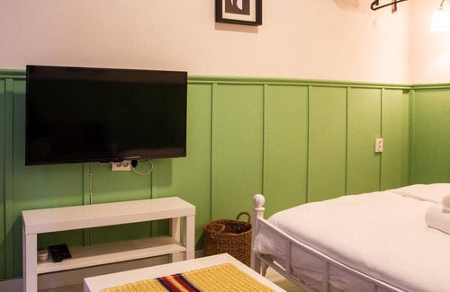Old Town Apartment | Cozy Studio Flat 5 min to Kordon Alsancak in Izmir