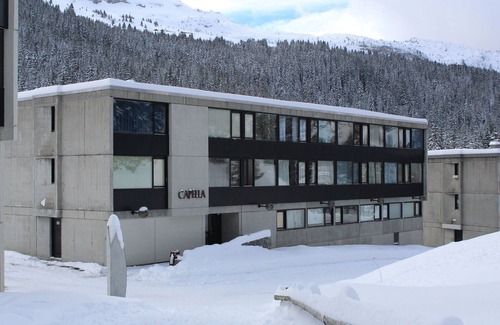 Flaine Apartment | Cozy Studio for 4 on the Slopes, Near Ski Lift & Shops, Balcony with Ski Area View