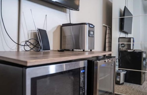 Davenport Apartment | Cozy Studio in Davenport