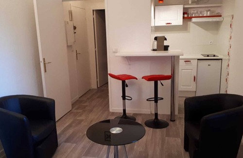 Centre Ville Apartment | Cozy studio in the historic district of Pau