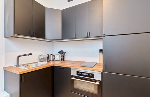 Montparnasse Apartment | Cozy studio located next to the Jardin du Luxembourg (Gare Montparnasse)