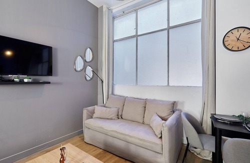 Montparnasse Apartment | Cozy studio located next to the Jardin du Luxembourg (Gare Montparnasse)