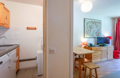 Val-d'Isere Apartment | Cozy Studio near Val d'Isère Slopes - Village Views, Balcony, Sleeps 3