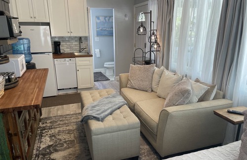 Bradenton Apartment | Cozy studio next to Riverwalk