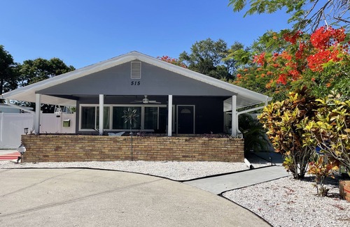 Bradenton Apartment | Cozy studio next to Riverwalk