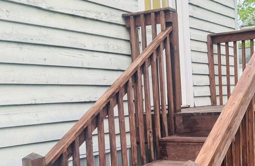 Evington Apartment | Cozy studio rental situated between Bedford and Lynchburg Virginia