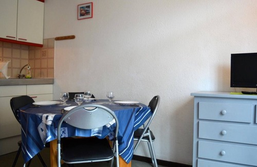 Plage d'Argeles Apartment | Cozy Studio with Mezzanine & Pool, 700m from Beach