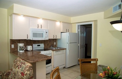 Volusia County Apartment | Cozy studio with AC and WiFi in charming Ormond Beach