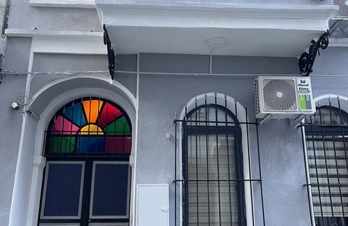 Taksim Apartment | Cozy studio with AC and WiFi in enjoyable Istanbul