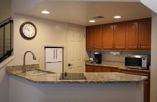 Arcadia Apartment | Cozy Studio with Pool Ideal for Family Getaway at Camelback