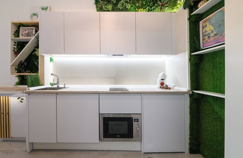 Ciudad Lineal Apartment | Cozy studio with wifi, A/C, close to El Retiro