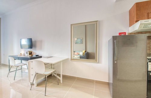 Dubai Apartment | Cozy studio with with Balcony in JVC